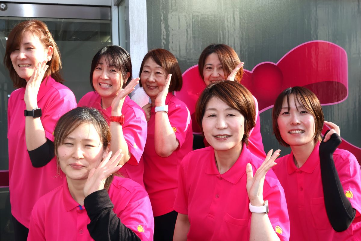 ヘルパー人・花いずみ スタッフ写真