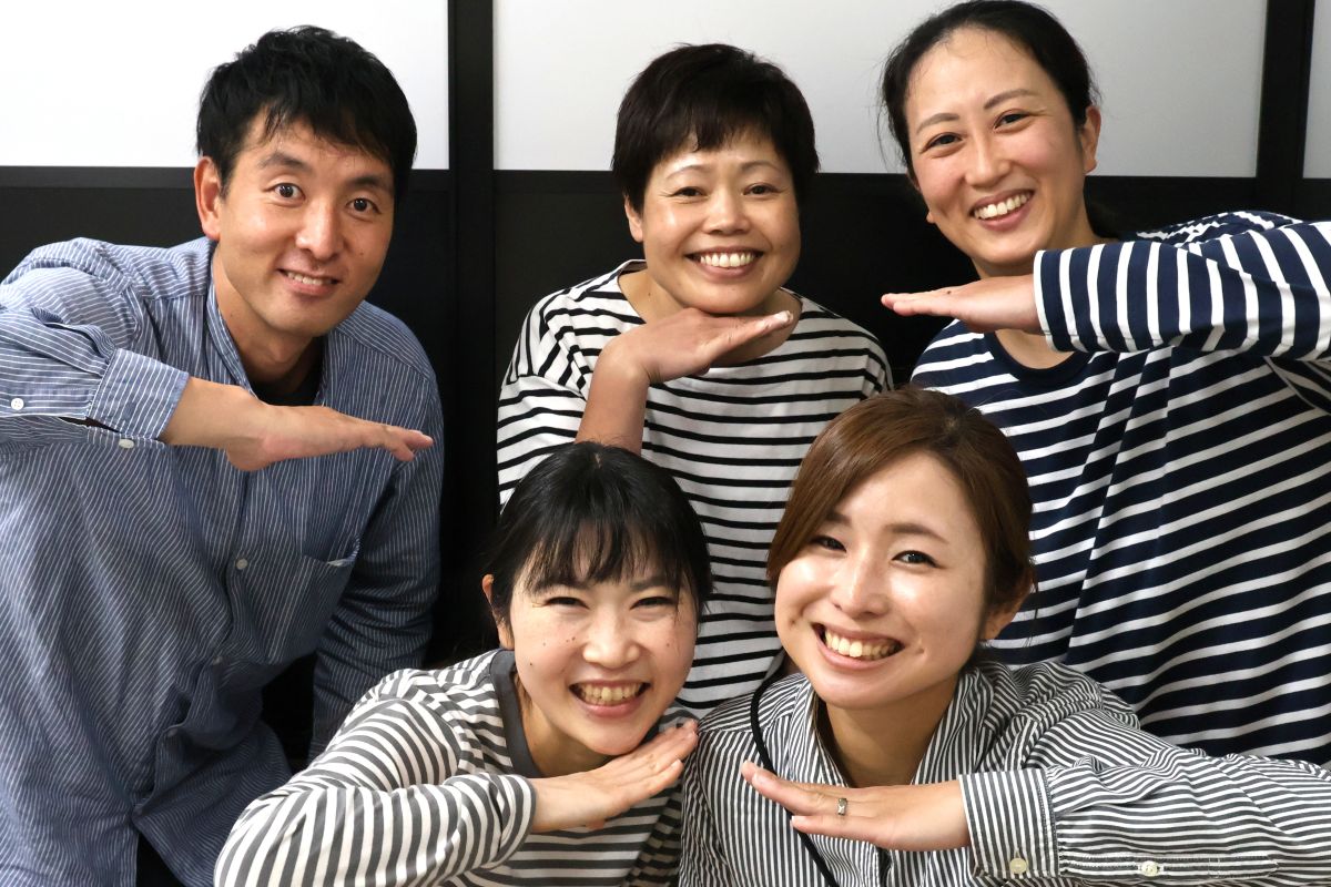 ひとはないずみスタッフ