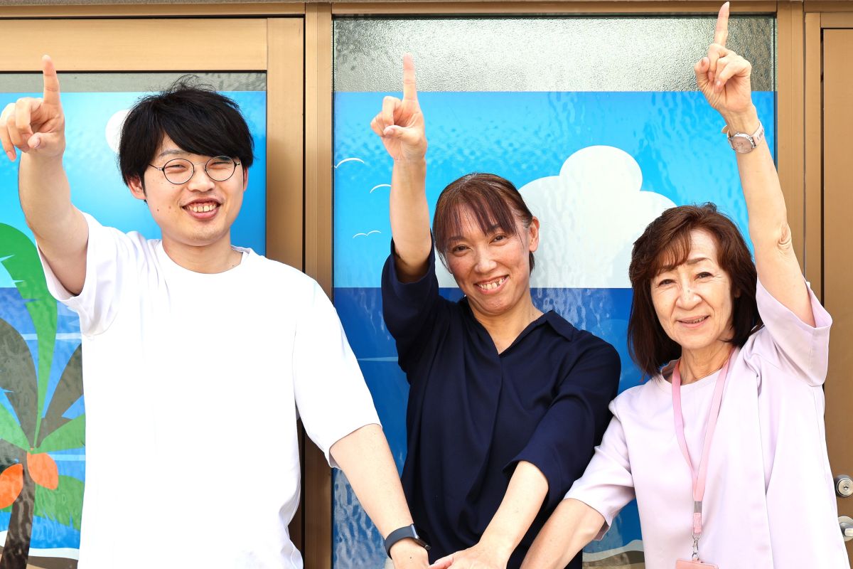 ひとはな南スタッフ写真