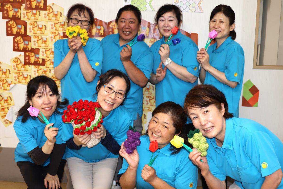 デイ陽と花本郷スタッフ写真