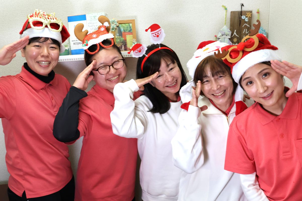 横浜市瀬谷区 訪問介護 正社員 求人｜人・花 ヘルパー 笑顔のスタッフ