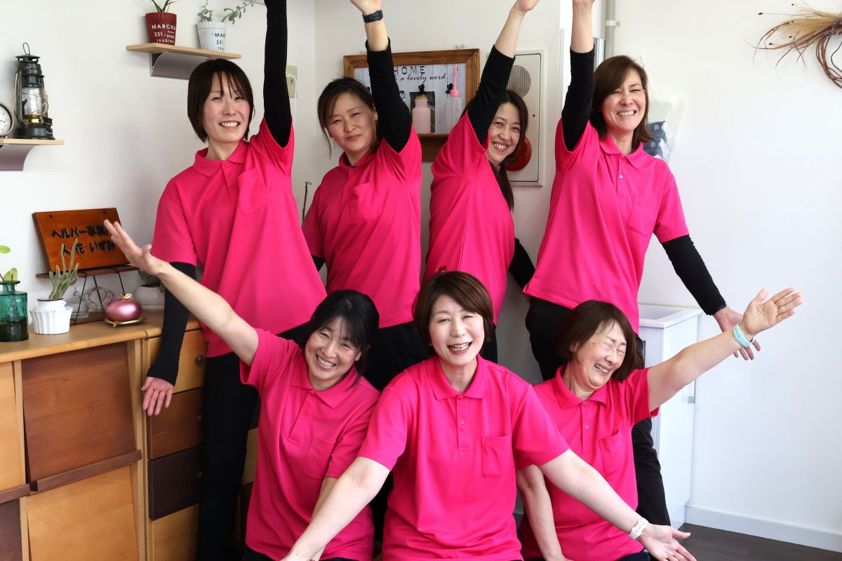 ヘルパー人・花いずみ スタッフ写真