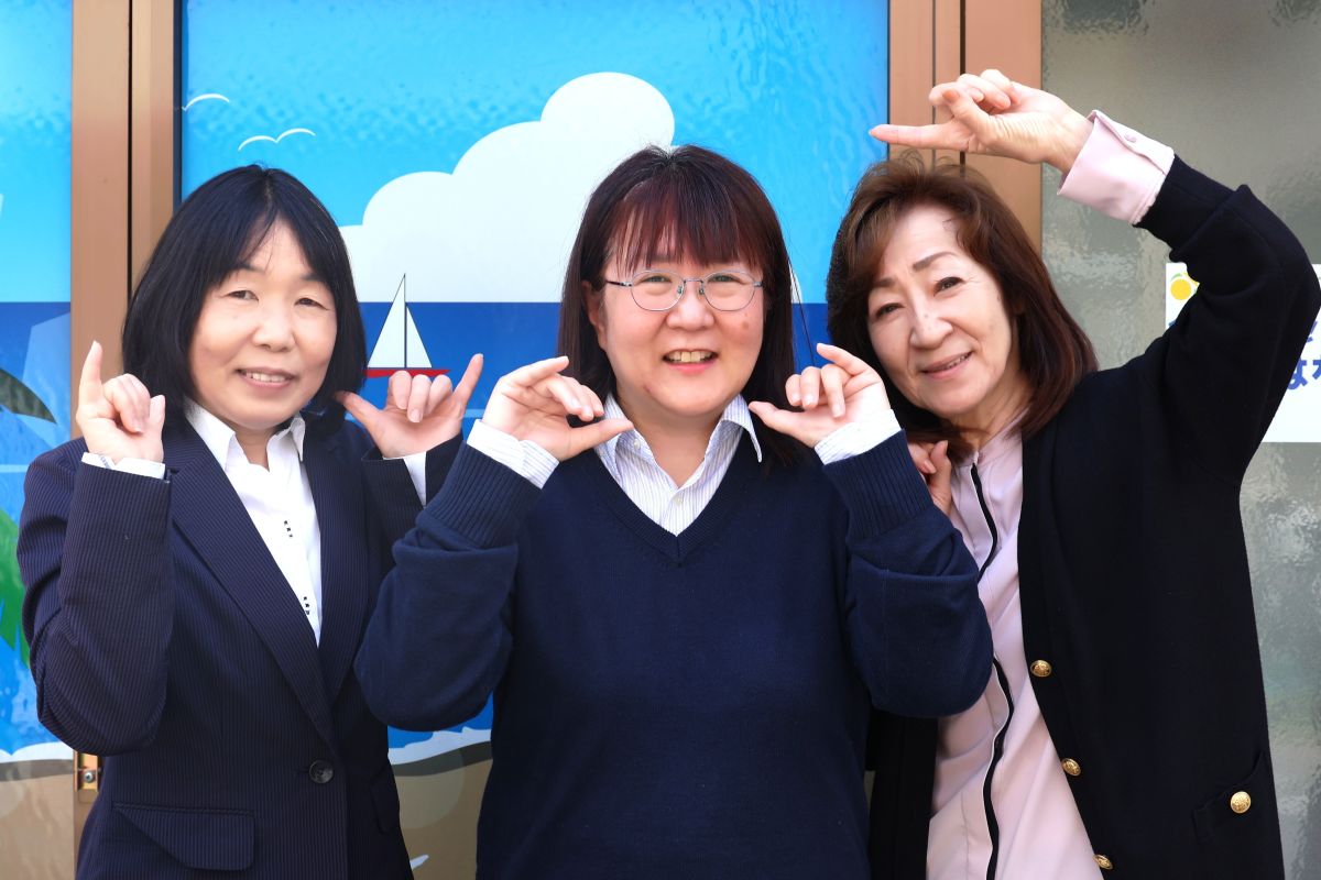 介護相談センターひとはな 南 スタッフが働く様子